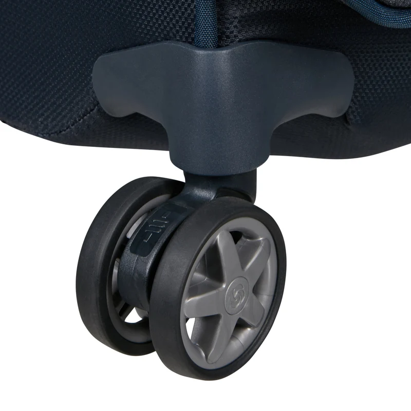 D-Lite Softside 25" Luggage