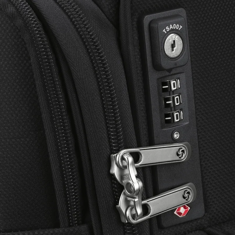 D-Lite Softside 25" Luggage
