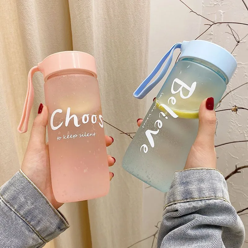 Gourde d'Eau 600ml Gratuite