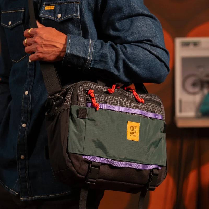 Topo Designs Mountain Cross Bag 17L