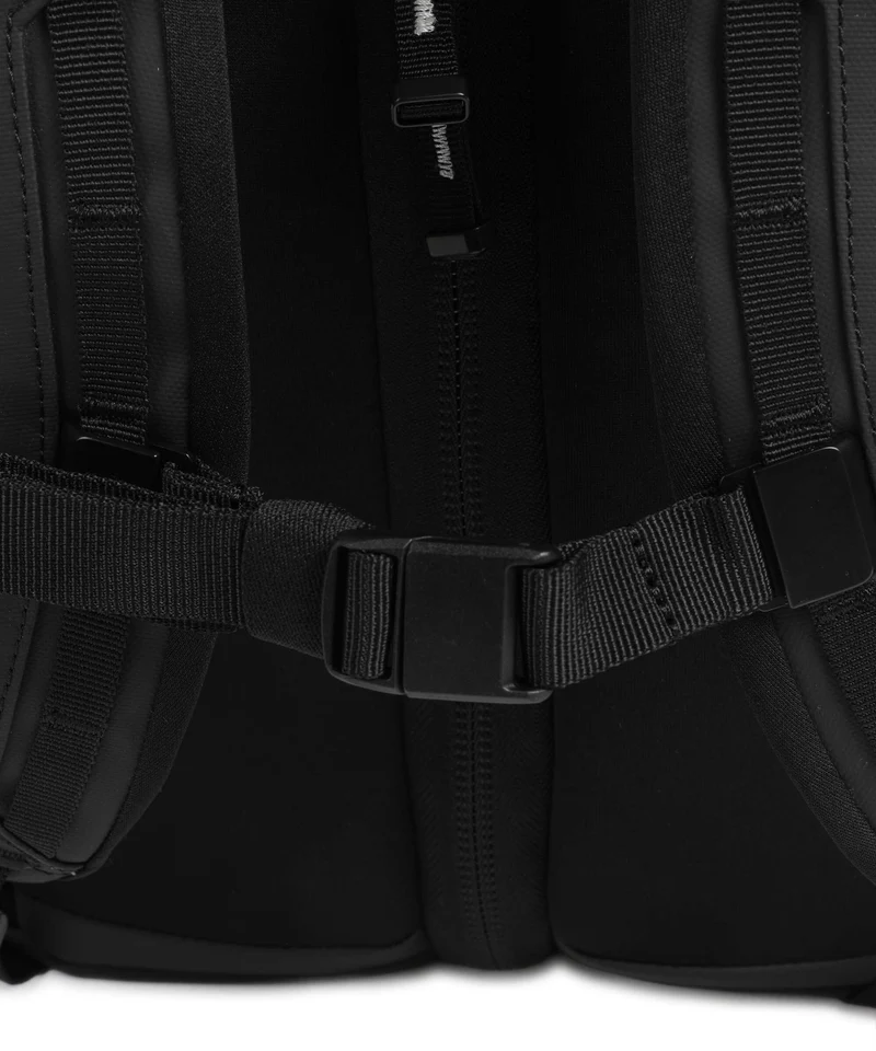 Db Roamer Pro 30 Sac à dos de voyage black out