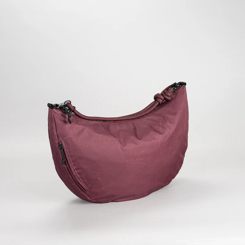Lea Sling Bag