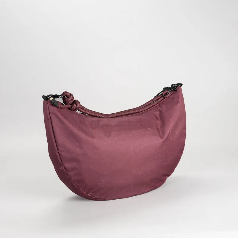 Lea Sling Bag