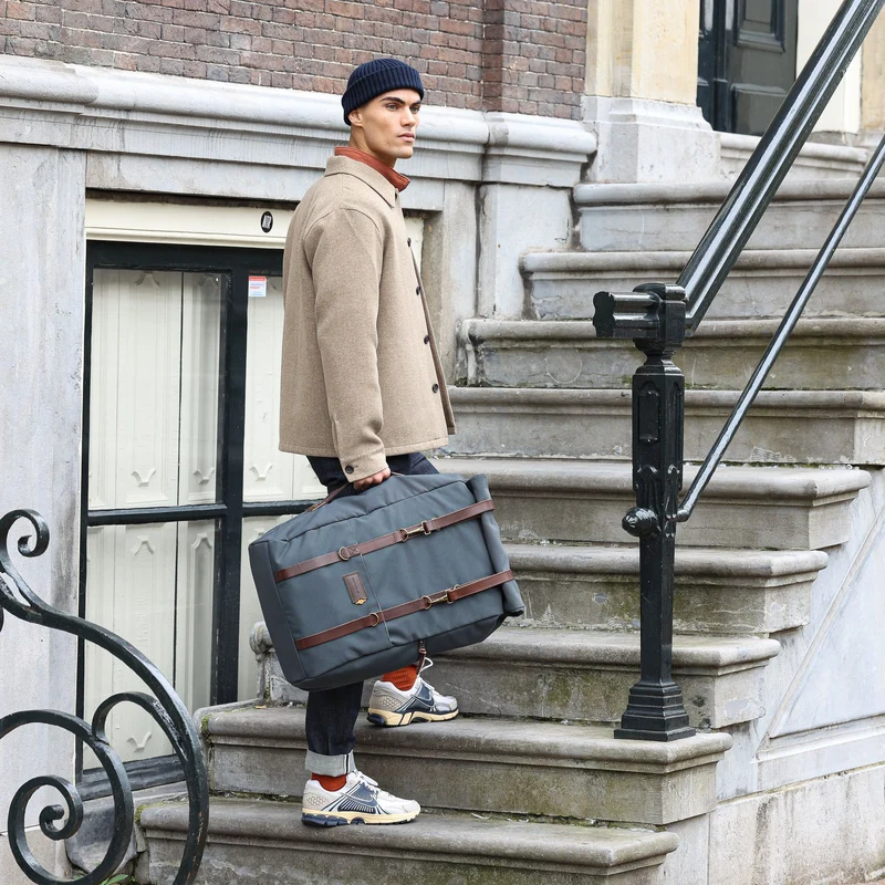 Karl Travel Backpack | 44L