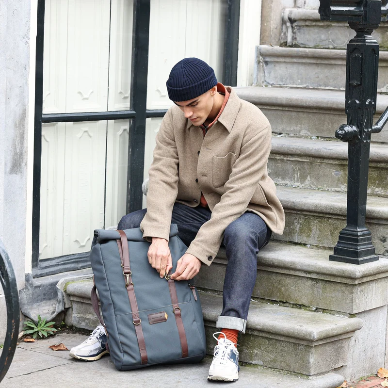 Karl Travel Backpack | 44L