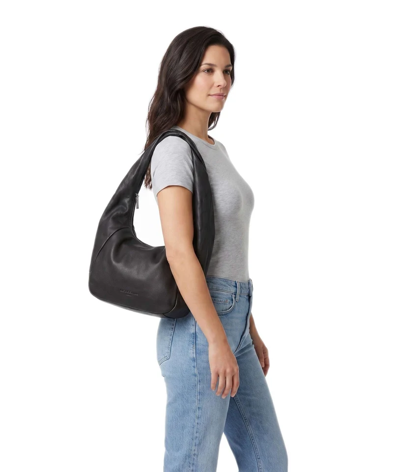 Liebeskind Farrah II Yak 3D M Sac fourre-tout black