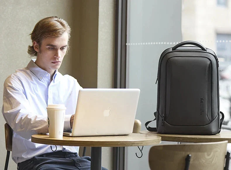 Sac à Dos Imperméable Homme | Port Usb et Multi-Poches
