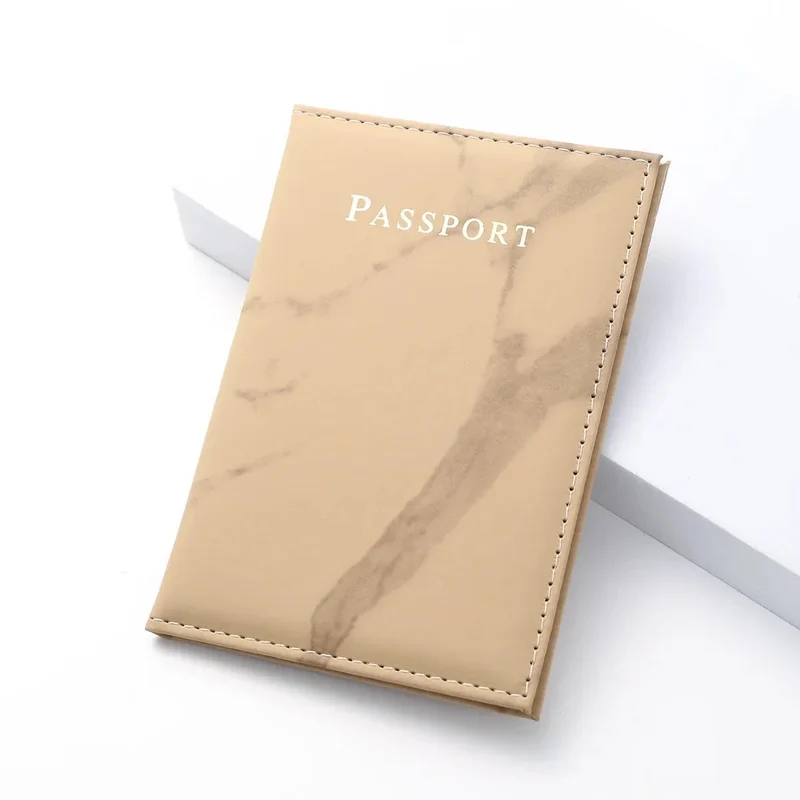 Porte-Passeport Effet Marbré | Design Compact et Léger