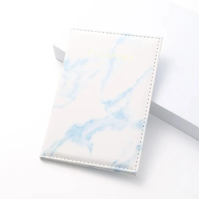 Porte-Passeport Effet Marbré | Design Compact et Léger