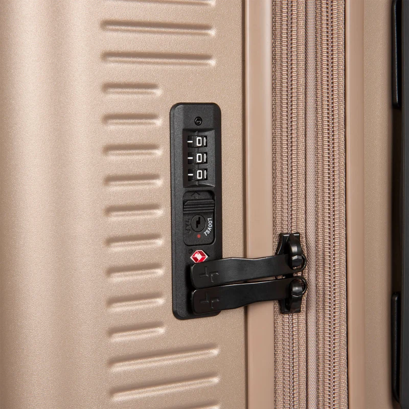 Westmount Hardside 26" Luggage