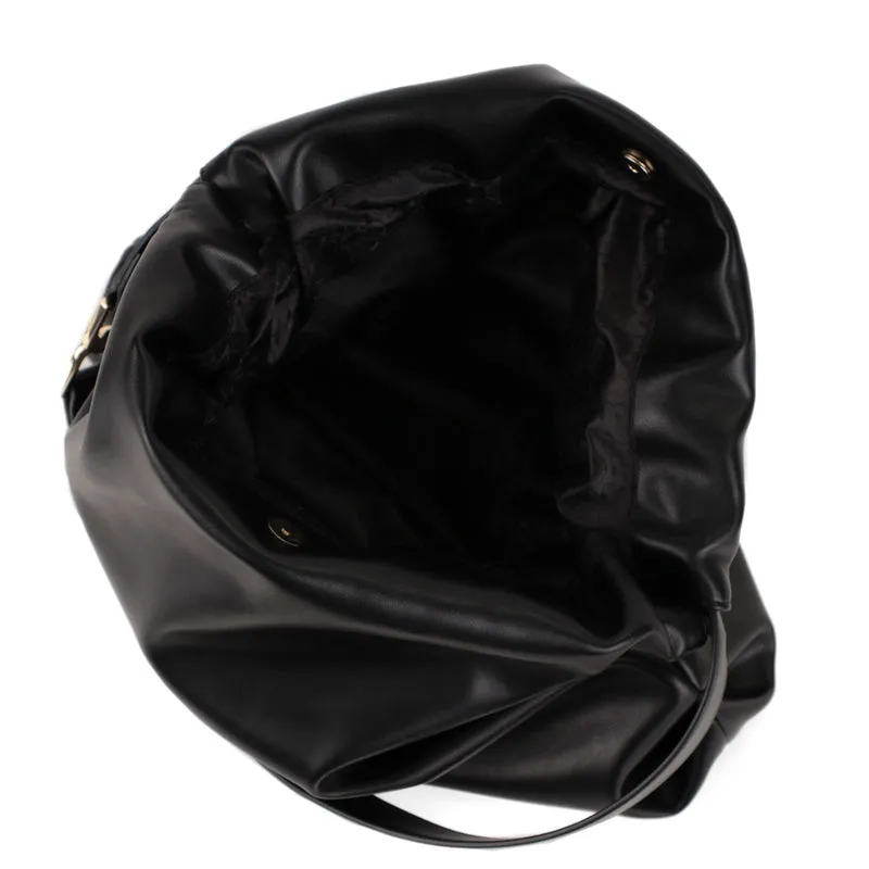 Riona Donna Hobo