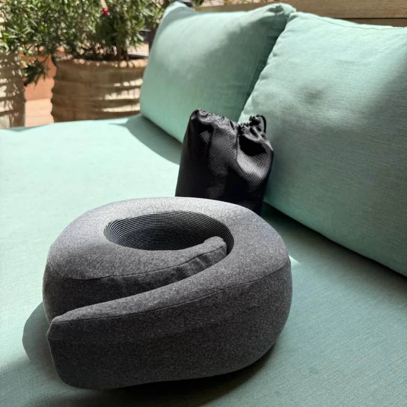 Coussin de Voyage Cuir Pu | Confort Portable Noir
