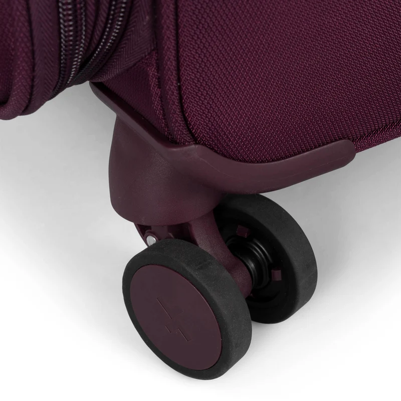 Verona Softside 21" Carry-on Luggage