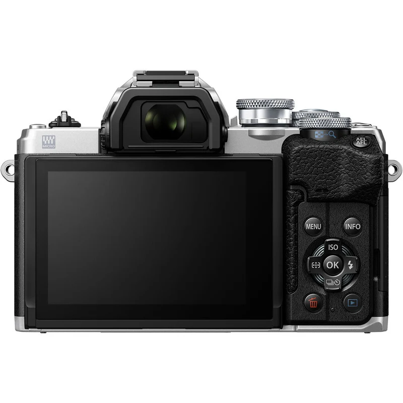 OM-D E-M10 Mark IV avec ED 14-42mm f/3.5-5.6 EZ (Argent)