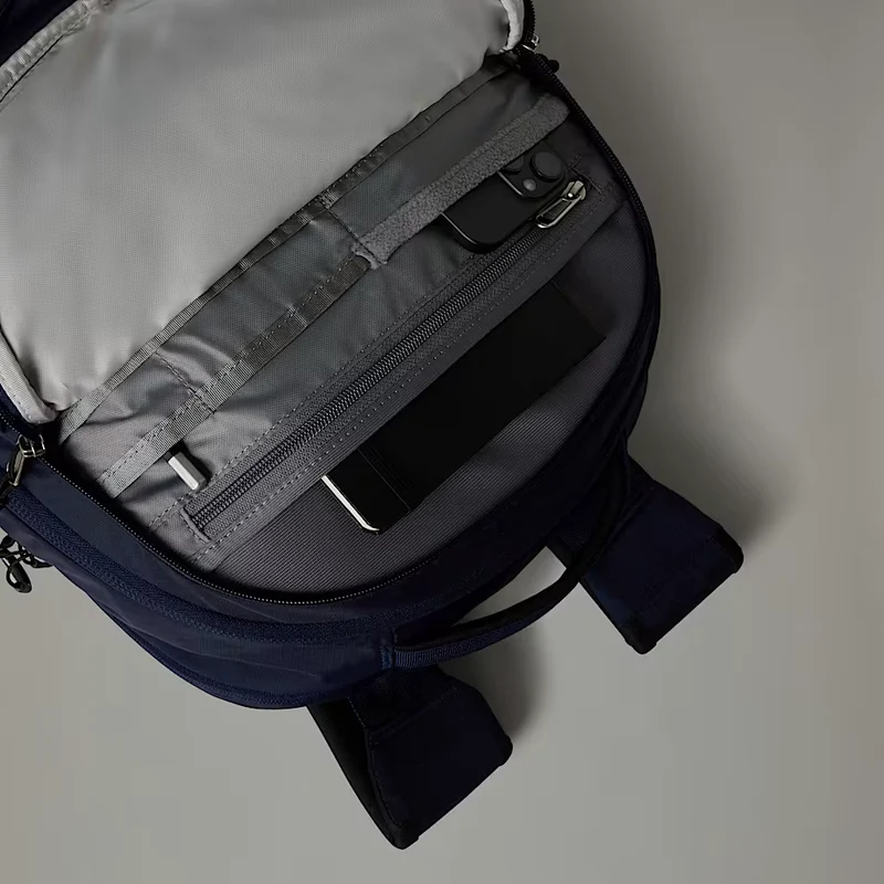 The North Face Borealis 28L