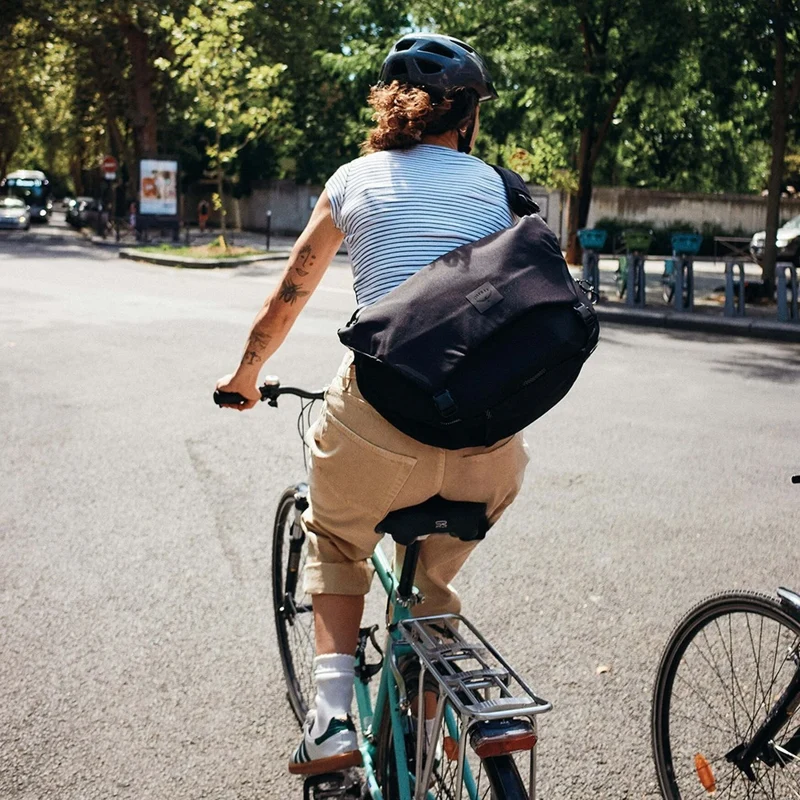 Osprey Metron 18L Messenger