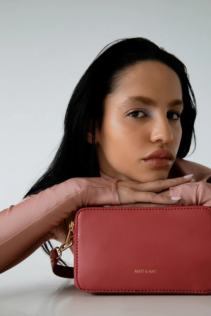 FARAH Sac à bandoulière végétalien - UPPEAL™