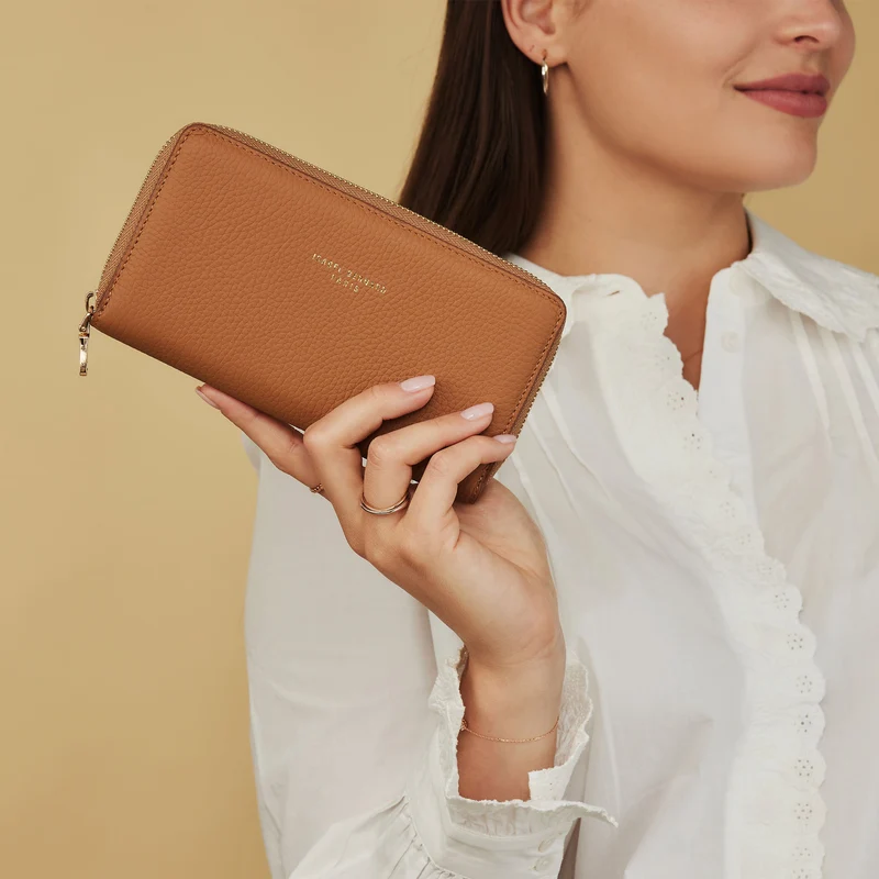 Isabel Bernard Honoré Femmes Portefeuille Zippé Marron IB23023