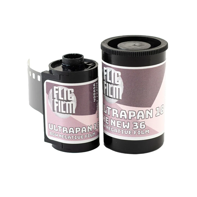 Film Noir et Blanc UltraPan 18 (35mm/18 poses)