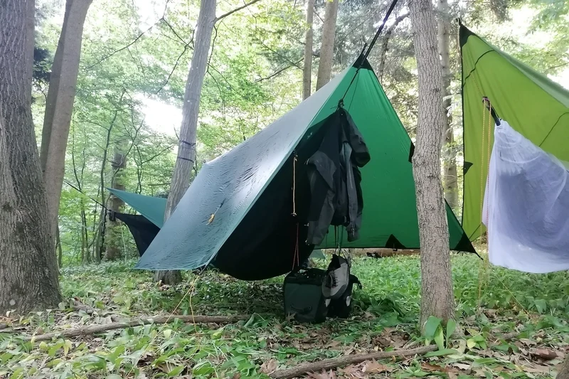 FULLMOON TARP – Vielseitiger Wetterschutz mit 100% recyceltem Nylon