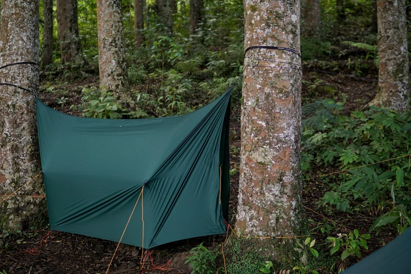 FULLMOON TARP – Vielseitiger Wetterschutz mit 100% recyceltem Nylon