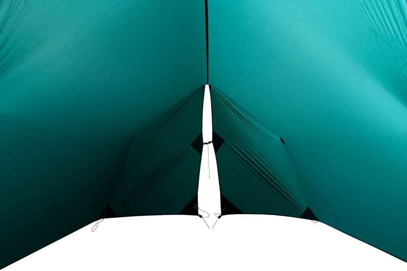 FULLMOON TARP – Vielseitiger Wetterschutz mit 100% recyceltem Nylon