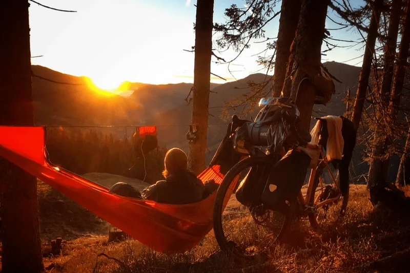 PRO HAMMOCK Lightest - Ultraleichte Outdoor-Hängematte mit Insektenschutz