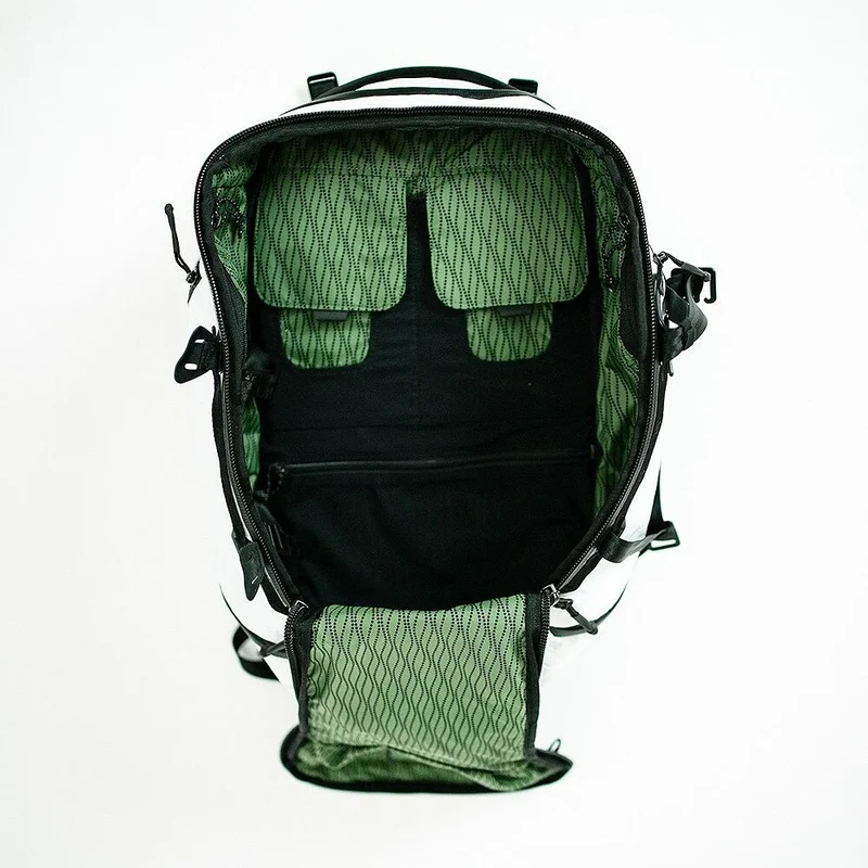 Osprey x Carryology Archeon 30 Fujin