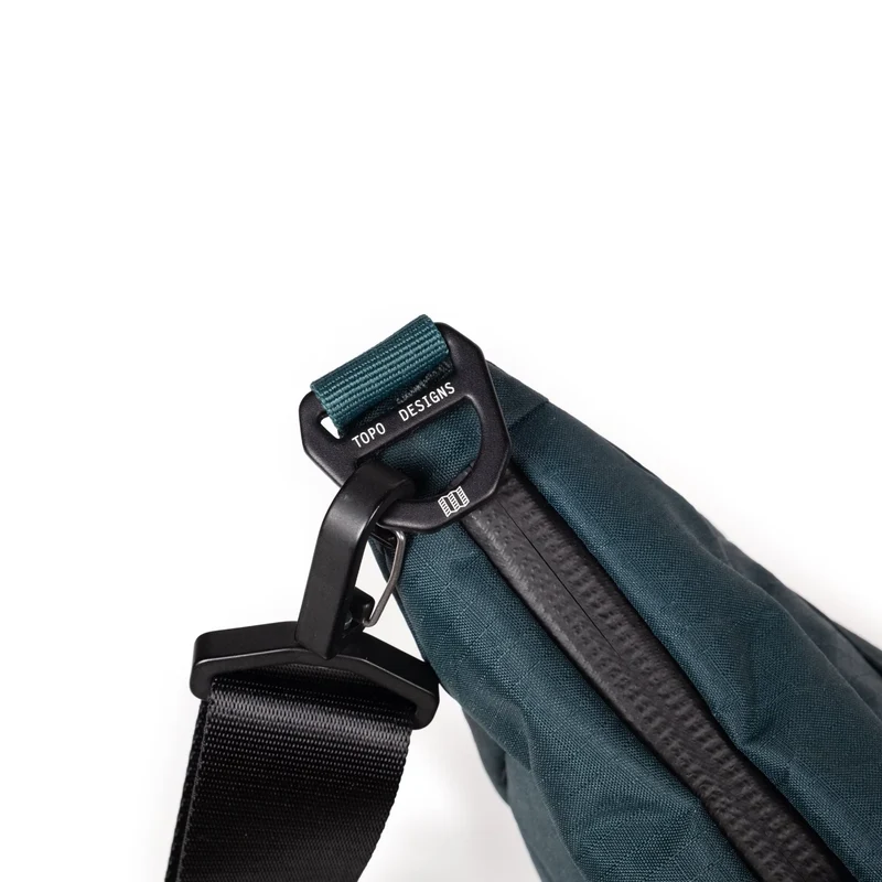 Topo Designs Global Pro Travel Cabas 17L