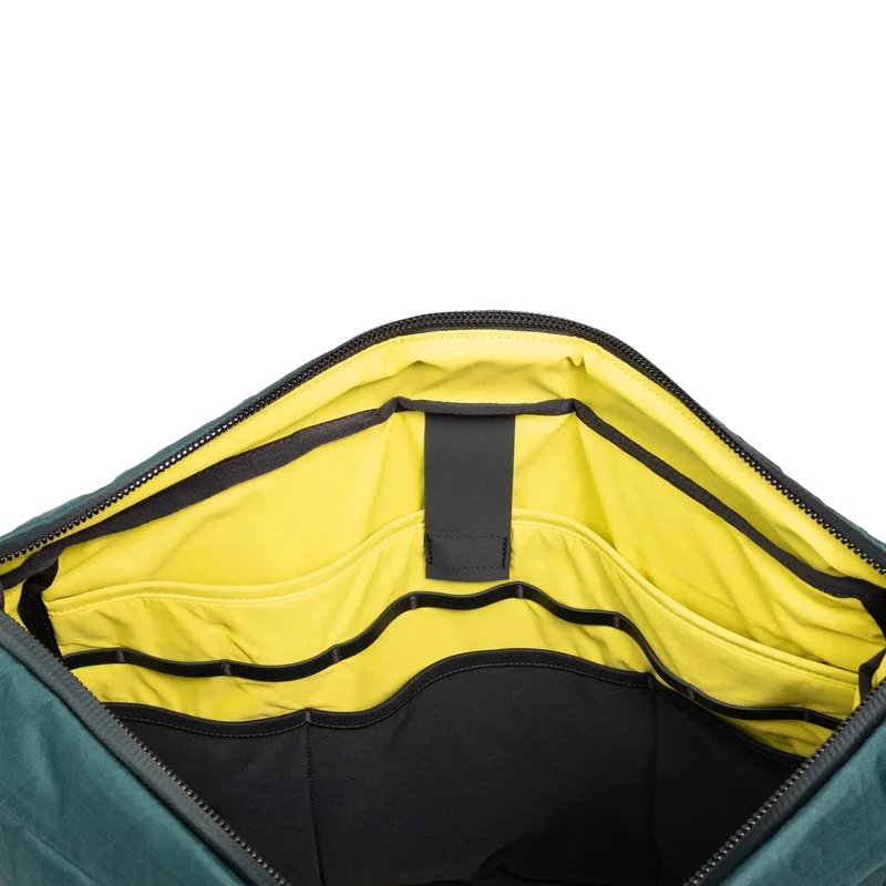 Topo Designs Global Pro Travel Cabas 17L