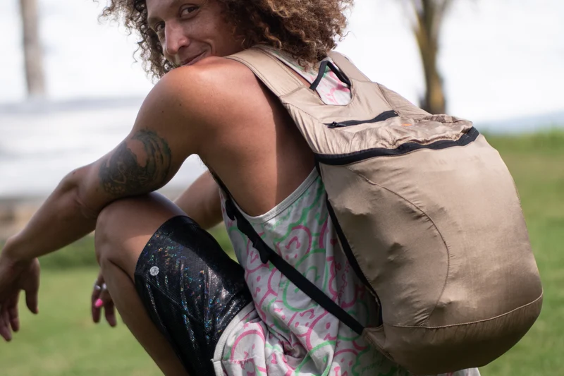 BACKPACK PLUS 25L - Vielseitiger & faltbarer Rucksack für Alltag & Reisen