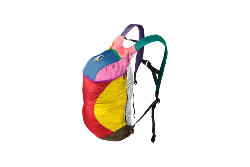 BACKPACK PLUS 25L - Vielseitiger & faltbarer Rucksack für Alltag & Reisen
