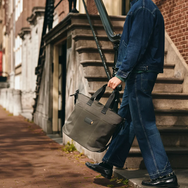Claire Travel Tote | 21L