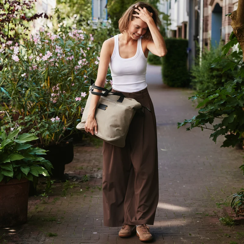 Claire Travel Tote | 21L