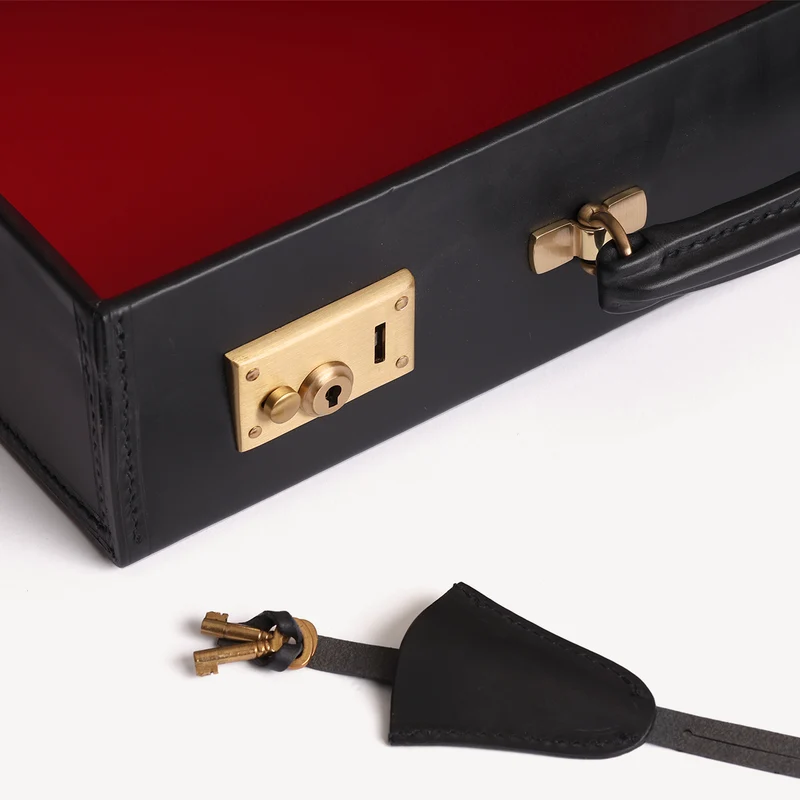 Le Bond Attaché 3.5"