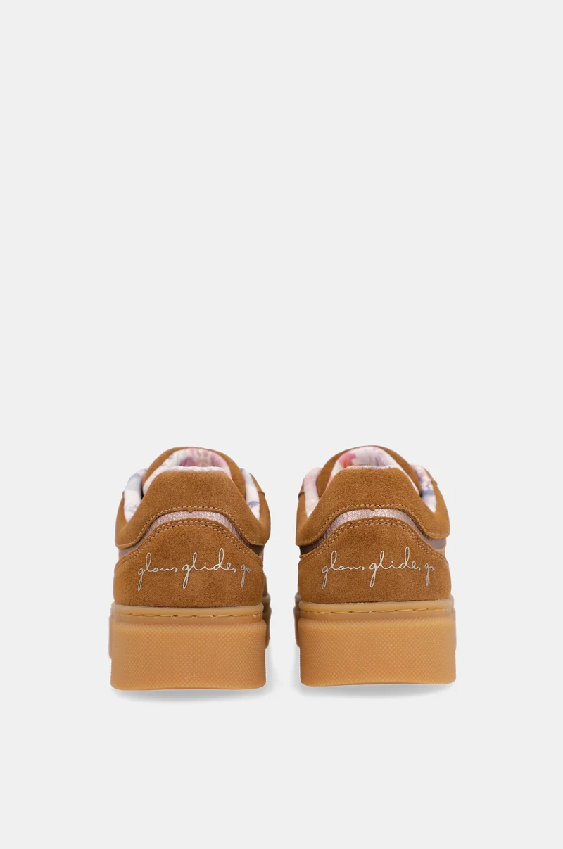 Baskets camel Anekke