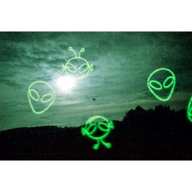 Film KONO! Alien Couleur (35mm/24 poses)