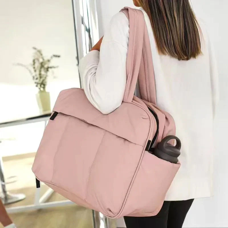 Sac Week-End Matelassé Femme | Compartiments Multiples et Pratiques