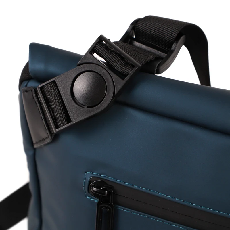 Tracker Everyday Crossbody Mini Messenger bag