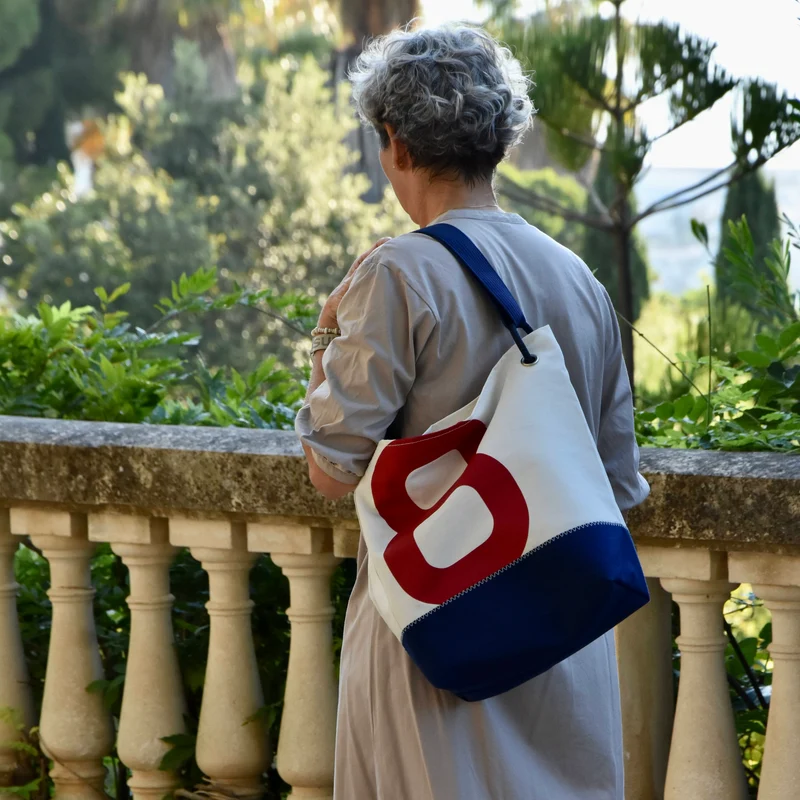 Maud Moyen Navy