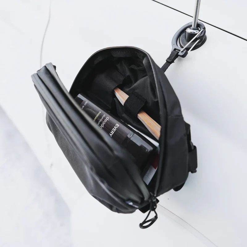 Wandrd Toiletry Bag Large 3L