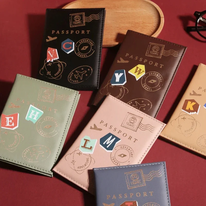 Étui Passeport Personnalisé Initiales | Style Vintage Protecteur