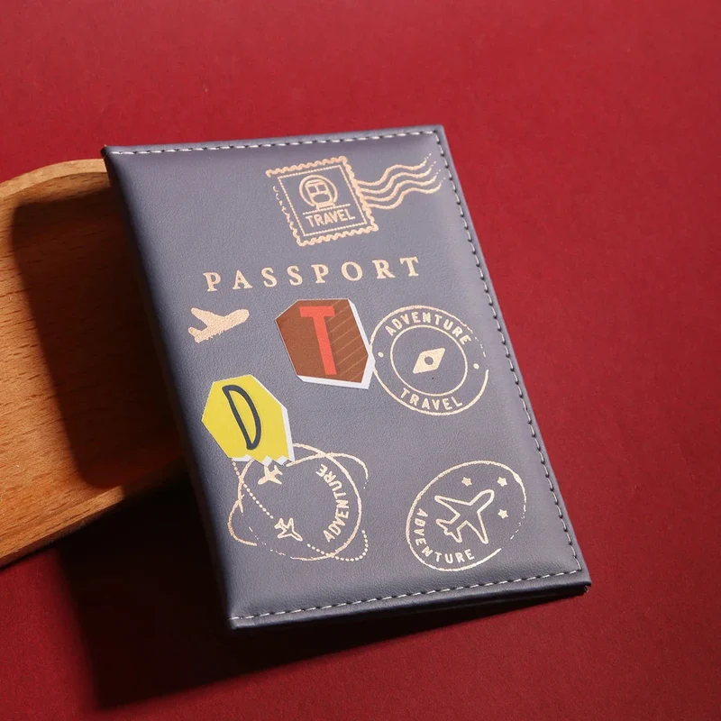 Étui Passeport Personnalisé Initiales | Style Vintage Protecteur