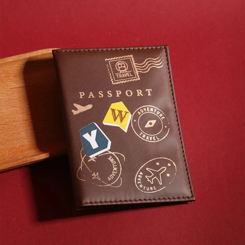 Étui Passeport Personnalisé Initiales | Style Vintage Protecteur