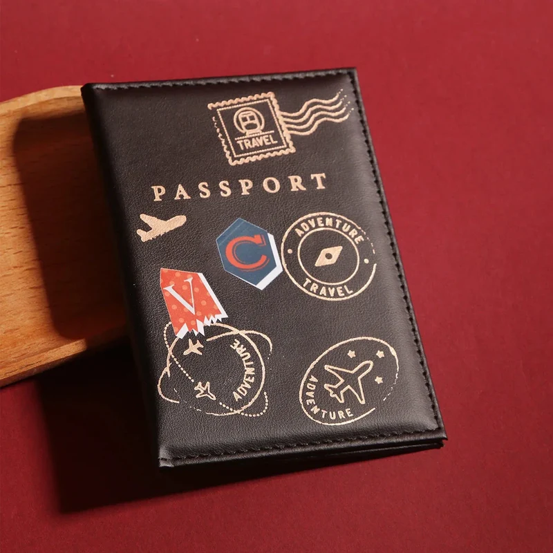 Étui Passeport Personnalisé Initiales | Style Vintage Protecteur