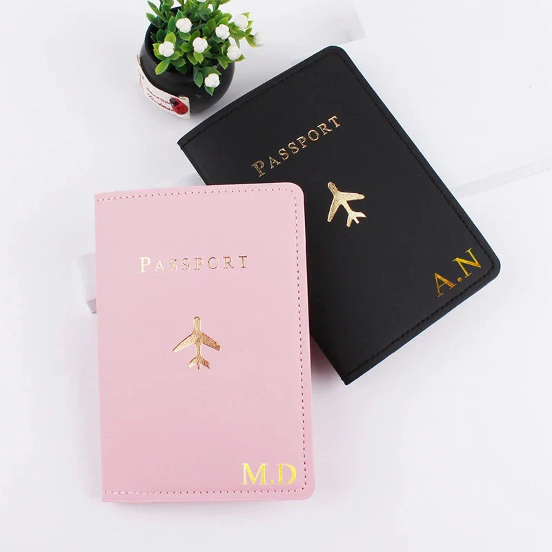 Protège-Passeport Personnalisé Avion | Initiales Dorées Raffinées