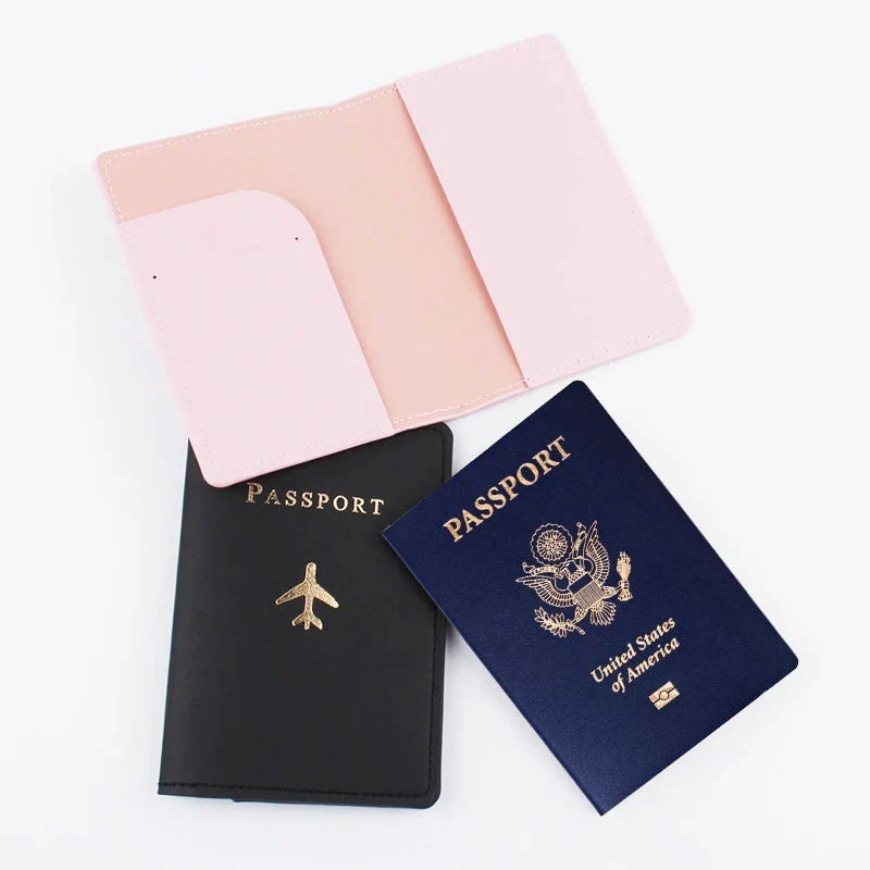 Protège-Passeport Personnalisé Avion | Initiales Dorées Raffinées