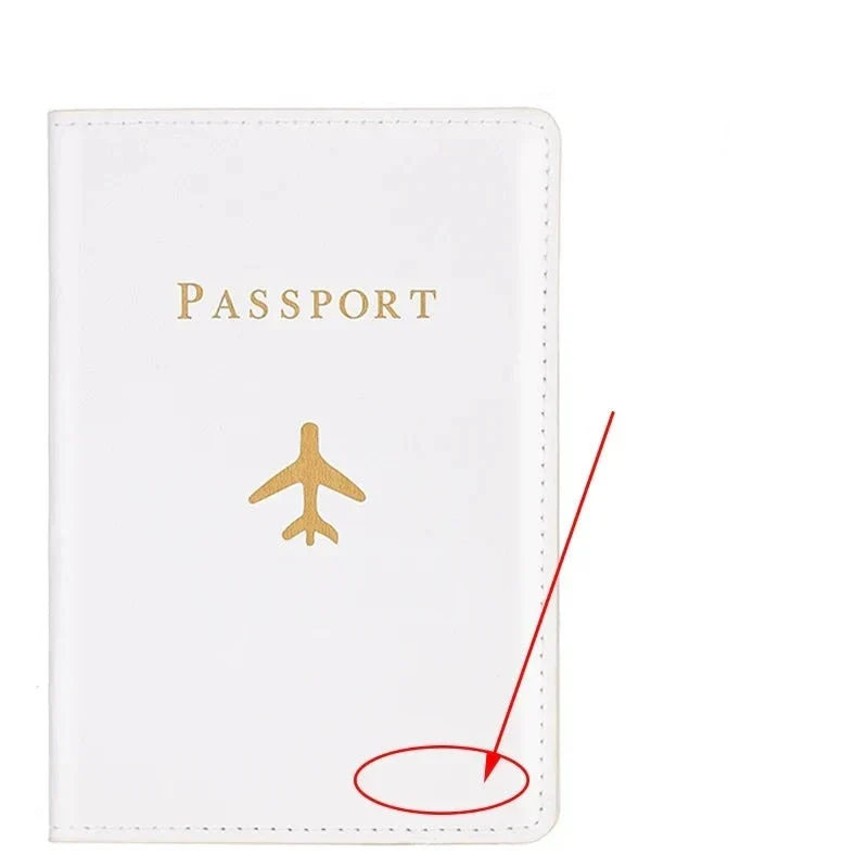 Protège-Passeport Personnalisé Avion | Initiales Dorées Raffinées