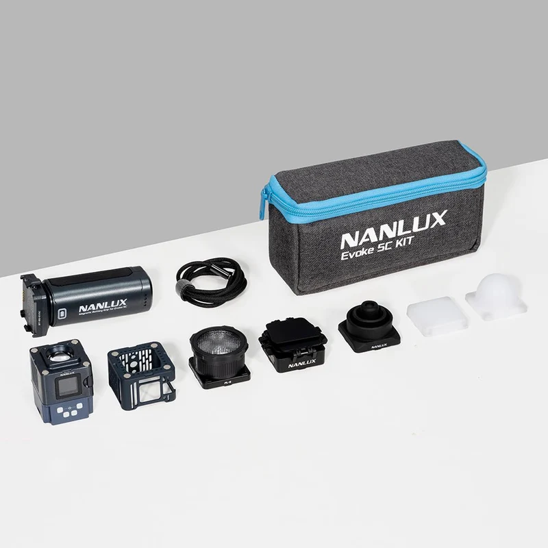 Lumière EVOKE 5C avec accessoires