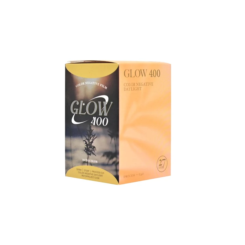 RETO Film Couleur Rayonnant GLOW 400 (35mm/27 poses)